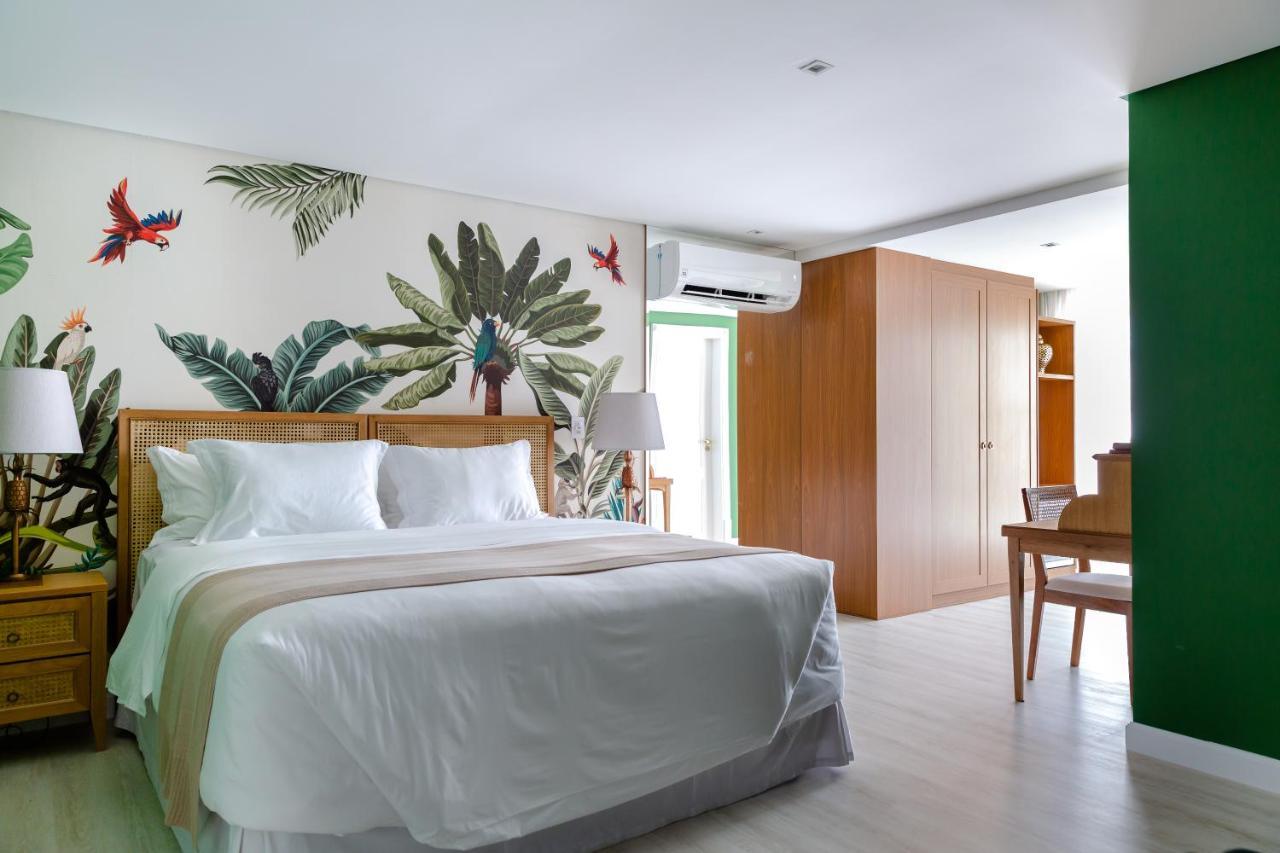 Junior Suite with Pool View,1544182513:JPEG